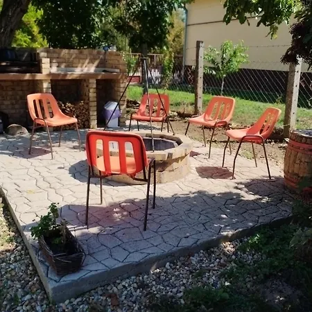 Apartament Fotos Vendeghaz